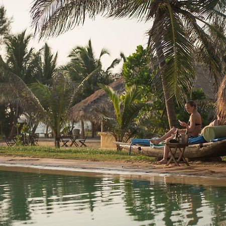 Bar Reef Resort Etalai Eksteriør billede