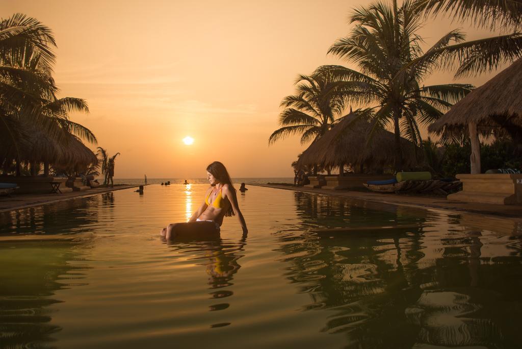 Bar Reef Resort Etalai Eksteriør billede