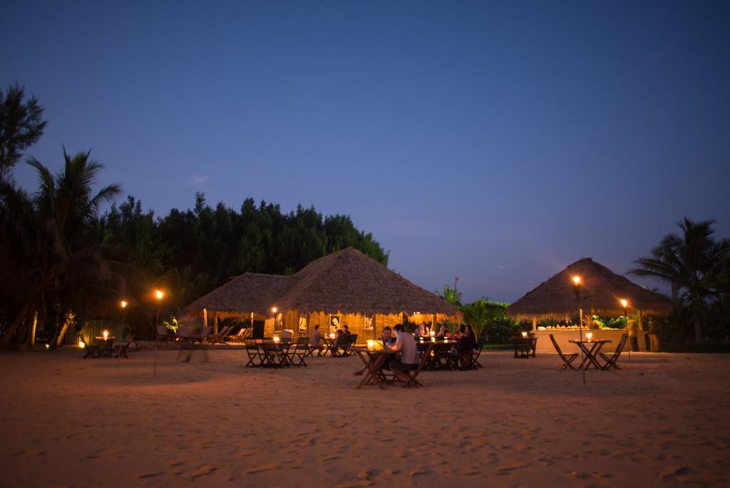 Bar Reef Resort Etalai Eksteriør billede